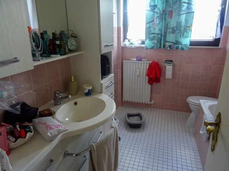 Immobilienangebot - Hadamar - Alle - *RESERVIERT* Solides Zweifamilienhaus mit Garten und Garage in Niederhadamar!