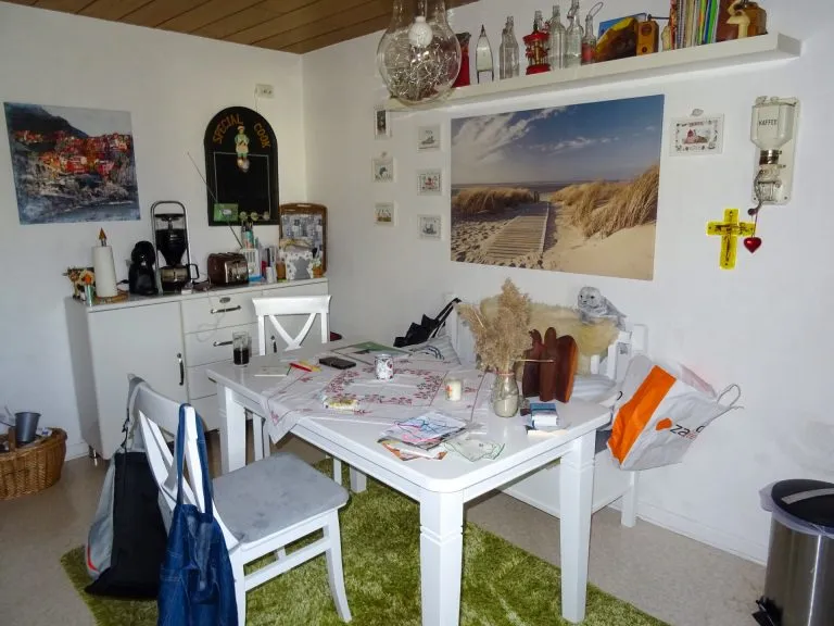 Immobilienangebot - Hadamar - Alle - *RESERVIERT* Solides Zweifamilienhaus mit Garten und Garage in Niederhadamar!