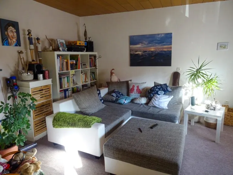 Immobilienangebot - Hadamar - Alle - *RESERVIERT* Solides Zweifamilienhaus mit Garten und Garage in Niederhadamar!
