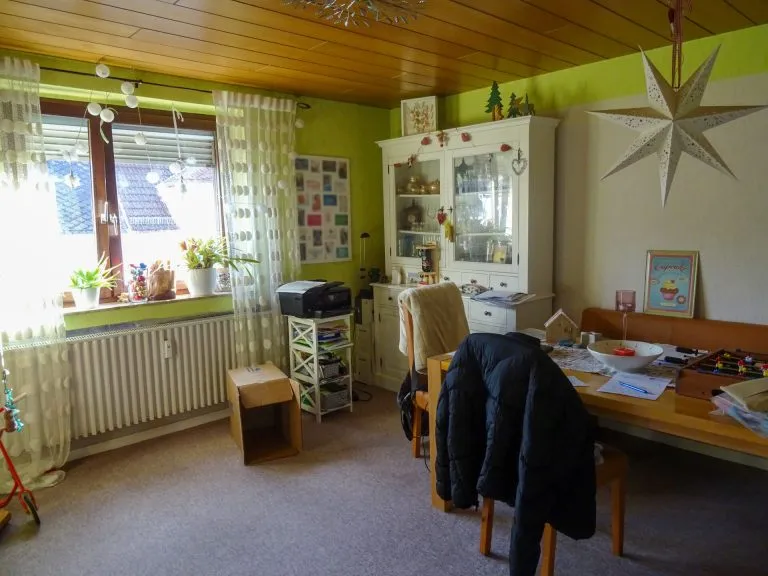 Immobilienangebot - Hadamar - Alle - *RESERVIERT* Solides Zweifamilienhaus mit Garten und Garage in Niederhadamar!