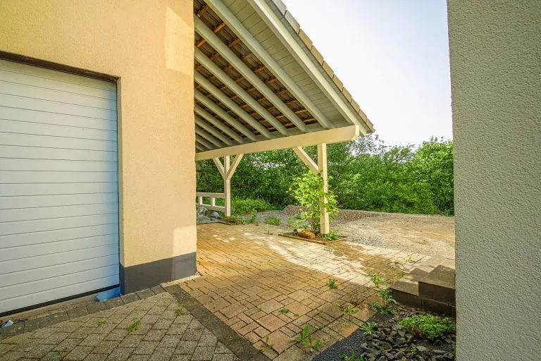 Immobilienangebot - Bürdenbach - Alle - Sofort bezugsfrei: Gepflegtes Einfamilienhaus mit ELW – nur 10 min. bis zur A3!