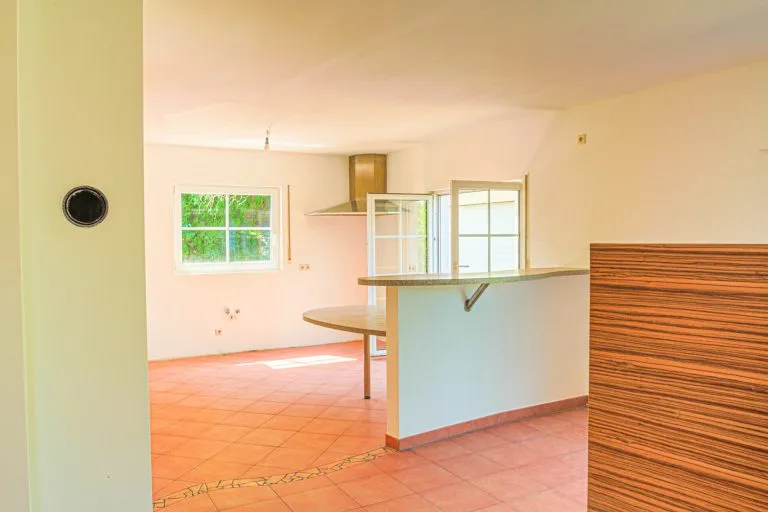 Immobilienangebot - Bürdenbach - Alle - Sofort bezugsfrei: Gepflegtes Einfamilienhaus mit ELW – nur 10 min. bis zur A3!