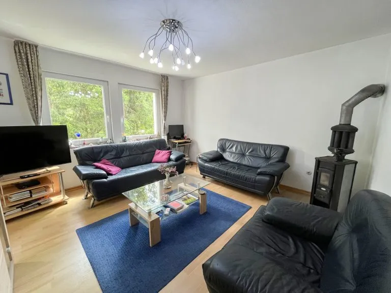 Immobilienangebot - Siegen / Trupbach - Alle - Sehr gepflegtes Einfamilienhaus mit Garten in Siegen-Trupbach!