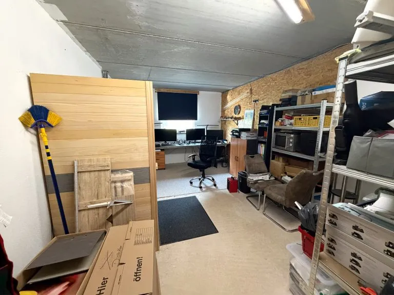 Immobilienangebot - Rennerod VG - Alle - Ein-/Zweifamilienhaus auf großem Grundstück mit Garage und Werkstatt!