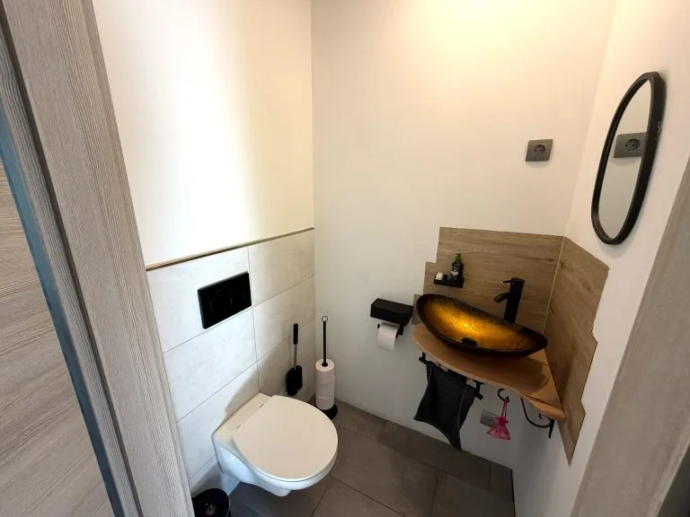 Immobilienangebot - Rennerod VG - Alle - Ein-/Zweifamilienhaus auf großem Grundstück mit Garage und Werkstatt!