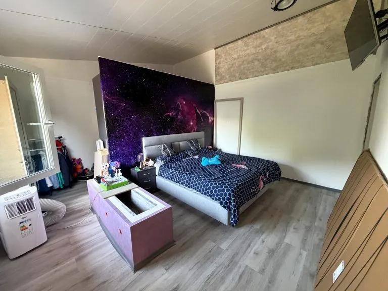 Immobilienangebot - Rennerod VG - Alle - Ein-/Zweifamilienhaus auf großem Grundstück mit Garage und Werkstatt!