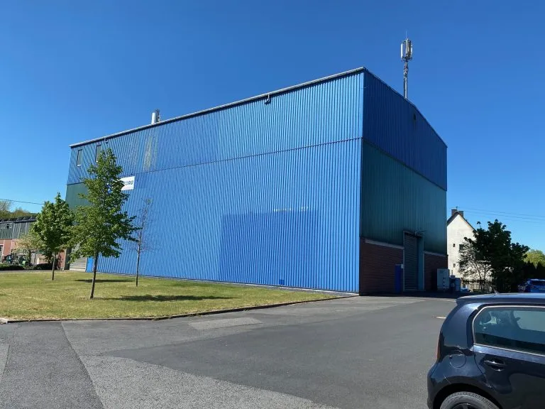 Immobilienangebot - Neitersen - Alle - Großzügige Gewerbehalle mit optionaler Krananlage und guter Verkehrsanbindung!
