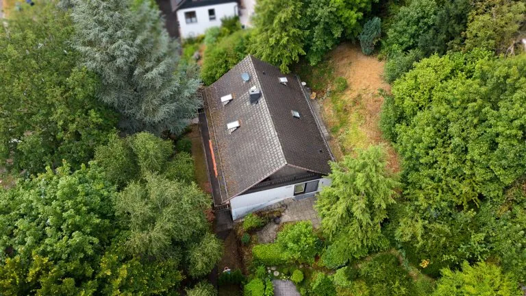 Immobilienangebot - Wiehl - Alle - Selbstnutzung oder Kapitalanlage -  Mehrgenerationenhaus 
in zentrumsnaher Lage von Wiehl!