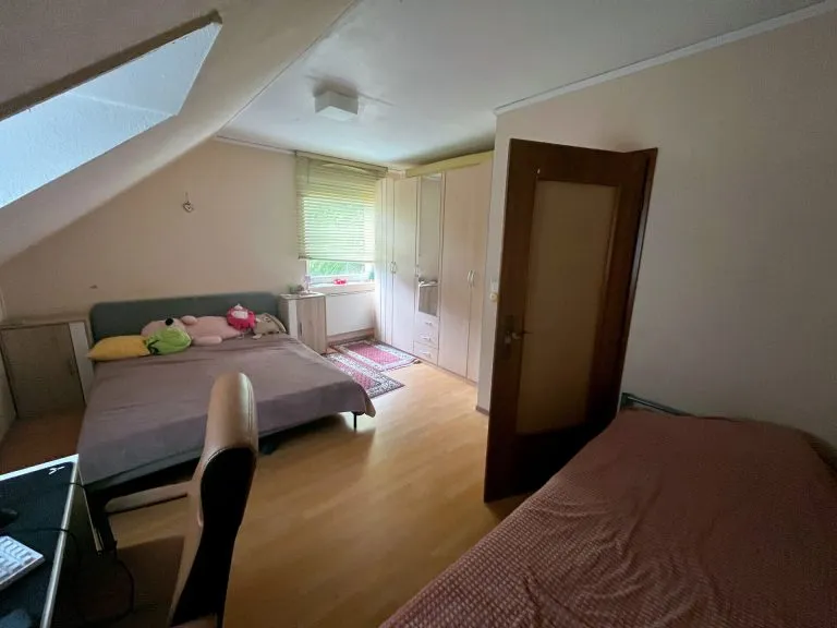 Immobilienangebot - Wiehl - Alle - Selbstnutzung oder Kapitalanlage -  Mehrgenerationenhaus 
in zentrumsnaher Lage von Wiehl!