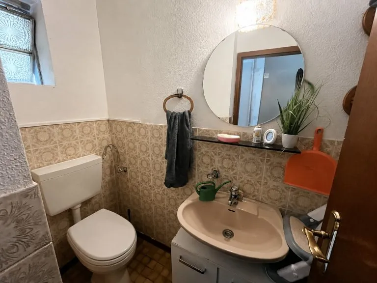 Immobilienangebot - Wiehl - Alle - Selbstnutzung oder Kapitalanlage -  Mehrgenerationenhaus 
in zentrumsnaher Lage von Wiehl!