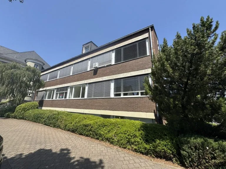 Immobilienangebot - Altenkirchen - Alle - Ideal für Eigennutzer: Teileigentum mit zusätzlichen Mieteinnahmen in Altenkirchen - flexibel nutzbar!