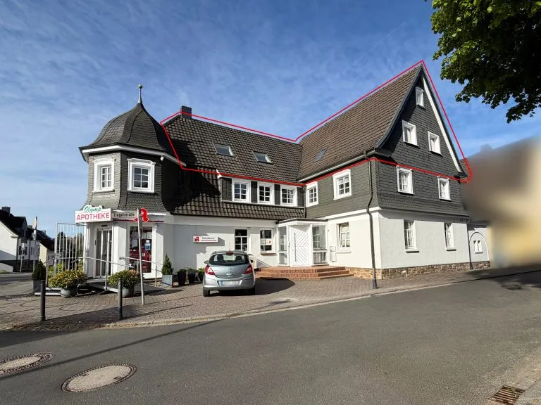 Immobilienangebot - Wissen - Alle - Stilvolle Gewerbefläche in Wissen – Moderne Büroeinheit mit Galerie, Balkon und Stellplatz