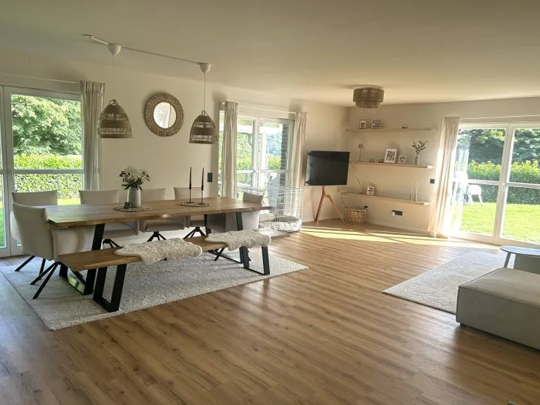 Immobilienangebot - Windeck - Alle - Exklusives Einfamilienhaus auf großzügigem Grundstück mit Fernblick, Sauna & Pool!