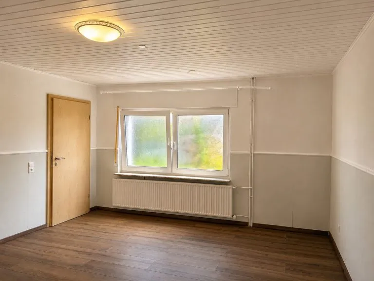 Immobilienangebot - Mündersbach - Alle - Barrierefreie Erdgeschosswohnung mit Sauna und großzügiger Terrasse nahe Hachenburg!