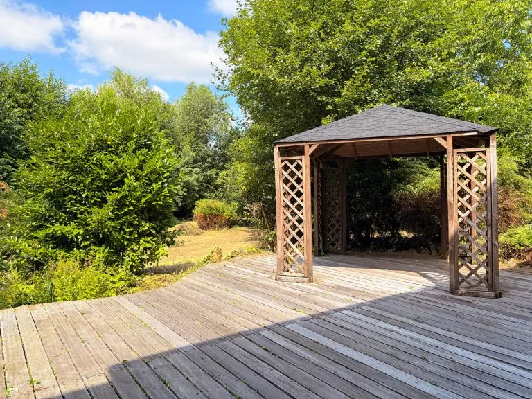 Immobilienangebot - Mündersbach - Alle - Barrierefreie Erdgeschosswohnung mit Sauna und großzügiger Terrasse nahe Hachenburg!
