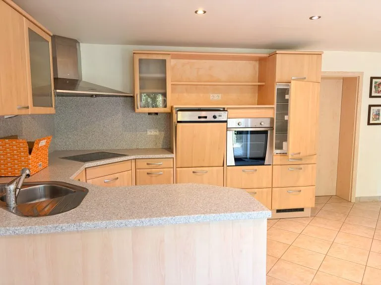 Immobilienangebot - Mündersbach - Alle - Barrierefreie Erdgeschosswohnung mit Sauna und großzügiger Terrasse nahe Hachenburg!