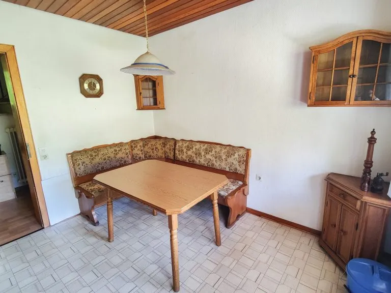 Immobilienangebot - Neitersen - Alle - Zweifamilienhaus mit angrenzendem Waldgrundstück in idyllischer Ortsrandlage!