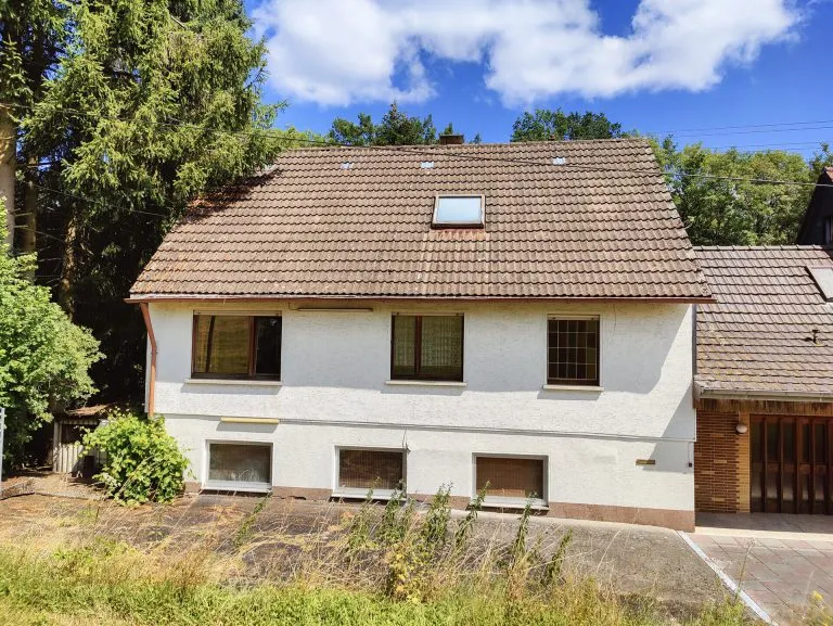 Immobilienangebot - Neitersen - Alle - Zweifamilienhaus mit angrenzendem Waldgrundstück in idyllischer Ortsrandlage!