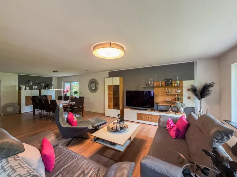 Immobilienangebot - Betzdorf - Alle - Wohnen mit Wohlfühlfaktor – Großzügiges Einfamilienhaus in attraktiver Lage!