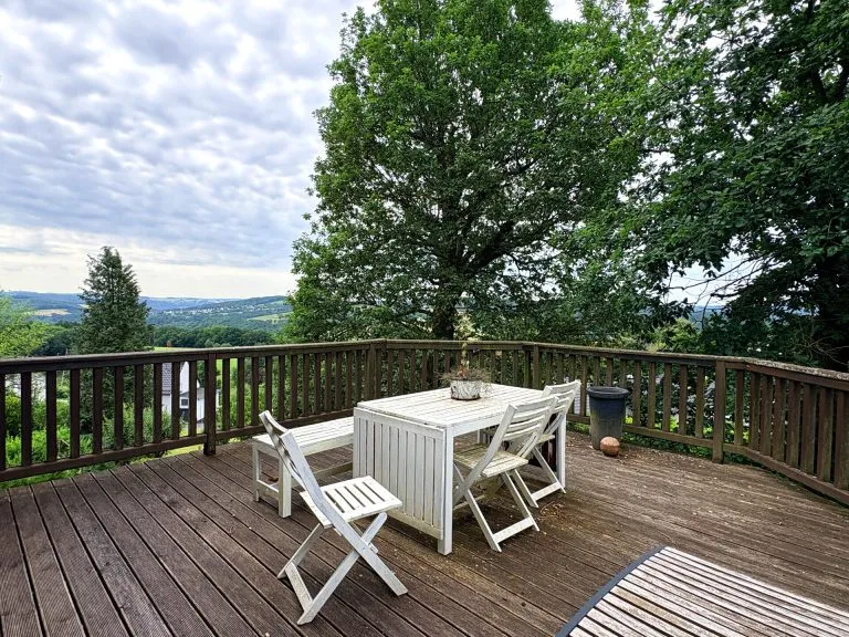 Immobilienangebot - Hamm VG - Alle - **RESERVIERT** 
Wahres Liebhaberobjekt: Ehemalige Dorfschule mit viel Platz und Mieteinnahmen!
