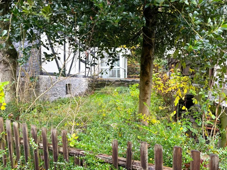 Immobilienangebot - Selbach - Alle - Platzwunder mit historischem Charme – Großzügiges Fachwerkhaus in familienfreundlicher Lage!