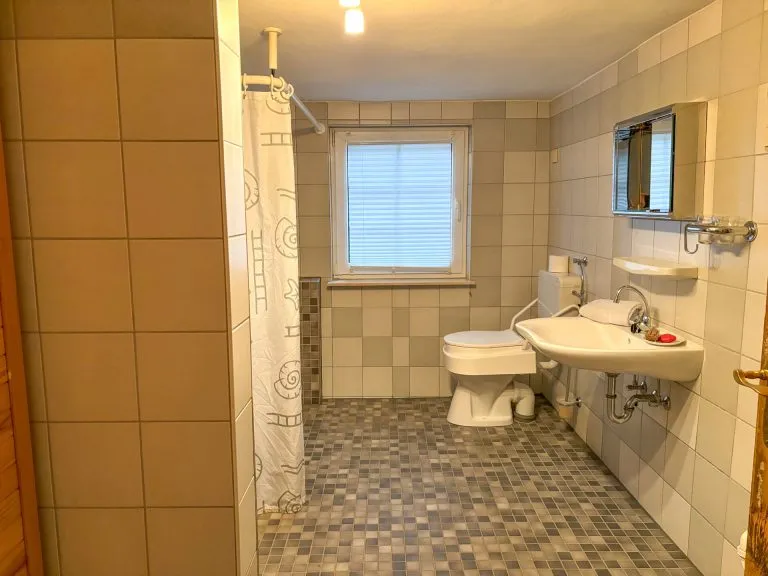 Immobilienangebot - Selbach - Alle - Platzwunder mit historischem Charme – Großzügiges Fachwerkhaus in familienfreundlicher Lage!