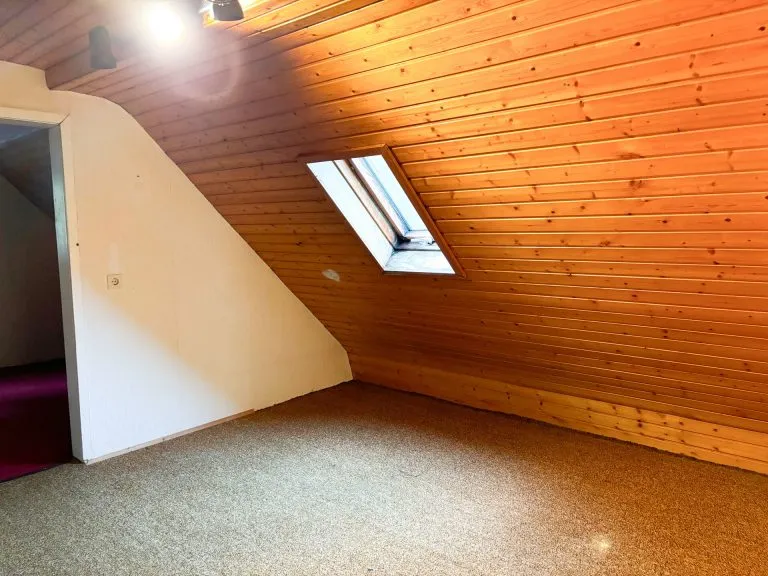 Immobilienangebot - Selbach - Alle - Platzwunder mit historischem Charme – Großzügiges Fachwerkhaus in familienfreundlicher Lage!