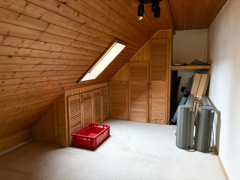Immobilienangebot - Selbach - Alle - Platzwunder mit historischem Charme – Großzügiges Fachwerkhaus in familienfreundlicher Lage!