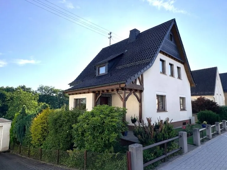 Immobilienangebot - Wissen - Alle - Gemütliches Einfamilienhaus mit Garten in begehrter Lage, mit toller Weitsicht!