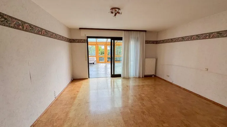 Immobilienangebot - Diez VG - Alle - Saniertes und freistehendes Wohnhaus mit großer Dachterrasse in ruhiger Wohnlage!