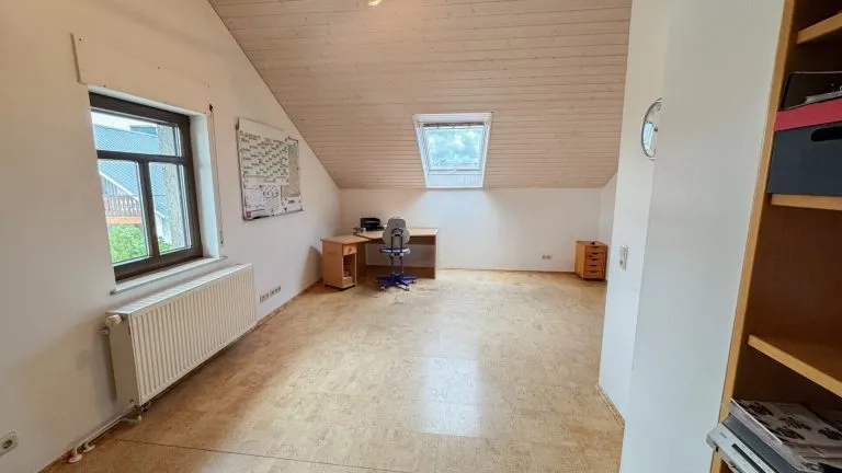 Immobilienangebot - Diez VG - Alle - Saniertes und freistehendes Wohnhaus mit großer Dachterrasse in ruhiger Wohnlage!