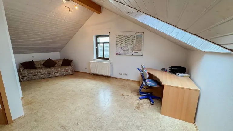 Immobilienangebot - Diez VG - Alle - Saniertes und freistehendes Wohnhaus mit großer Dachterrasse in ruhiger Wohnlage!