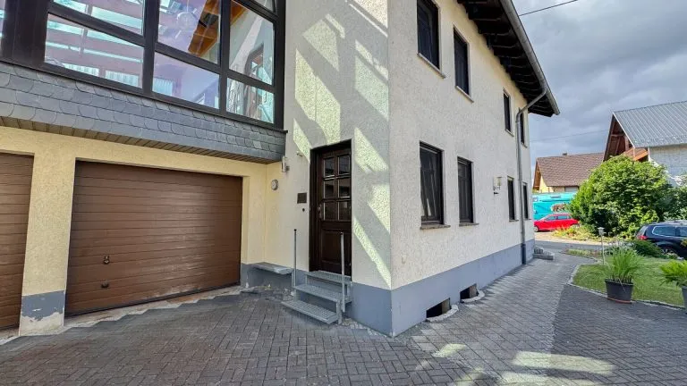 Immobilienangebot - Diez VG - Alle - Saniertes und freistehendes Wohnhaus mit großer Dachterrasse in ruhiger Wohnlage!