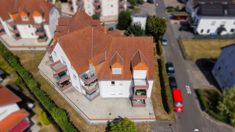 Immobilienangebot - Diez - Alle - Eigennutzung oder Kapitalanlage! Helle freistehende Eigentumswohnung mit Dachterrasse und Fernblick!