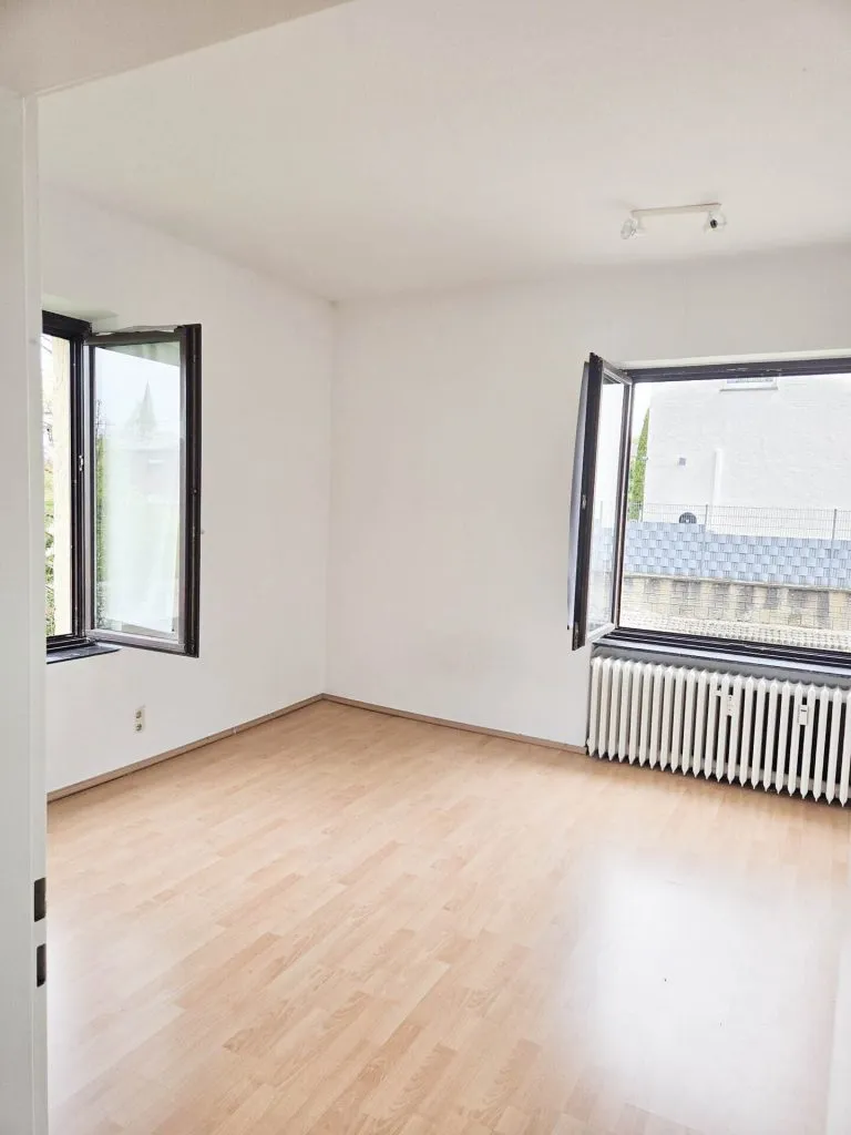 Immobilienangebot - Buchholz - Alle - Vielseitig nutzbar - Top-gepflegtes 5-Parteienhaus mit angrenzender Halle von 775 m² in Buchholz!
