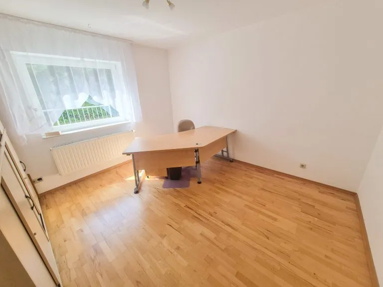 Immobilienangebot - Puderbach VG - Alle - Ihr neues Zuhause: Hochwertiges Einfamilienhaus mit Garage - nähe Puderbach!