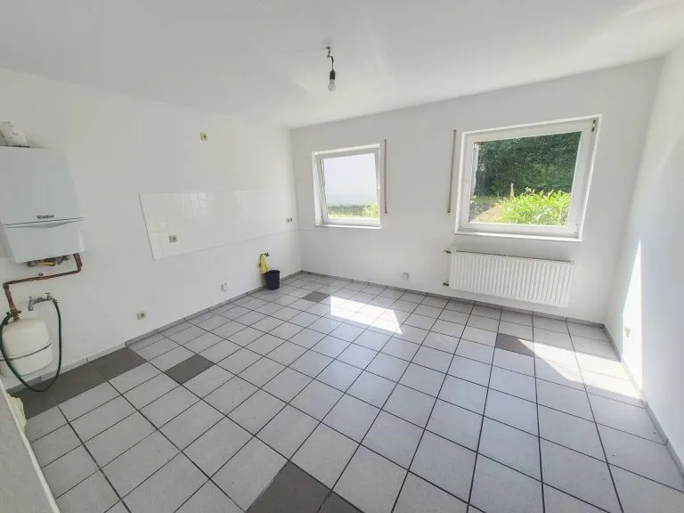 Immobilienangebot - Döttesfeld - Alle - Gepflegtes Reihenmittelhaus mit cleverem Eigentumskonzept und Garage - nähe Puderbach!