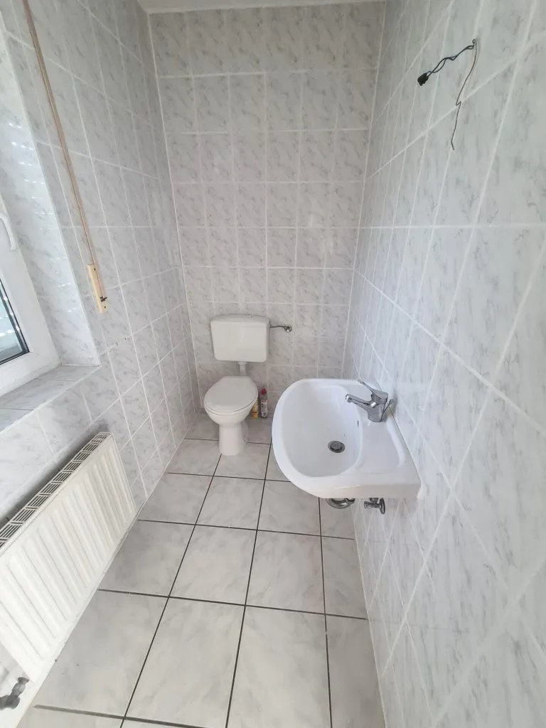 Immobilienangebot - Döttesfeld - Alle - Gepflegtes Reihenmittelhaus mit cleverem Eigentumskonzept und Garage - nähe Puderbach!