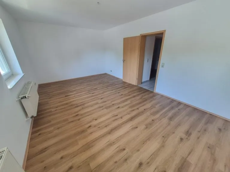 Immobilienangebot - Döttesfeld - Alle - Gepflegtes Reihenmittelhaus mit cleverem Eigentumskonzept und Garage - nähe Puderbach!