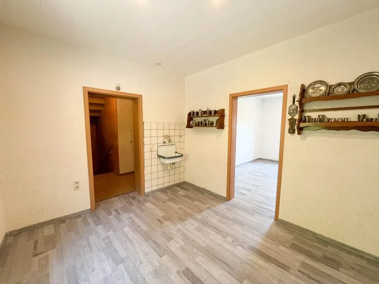 Immobilienangebot - Siegen - Alle - Schöne Doppelhaushälfte mit großem Garten in Siegen!