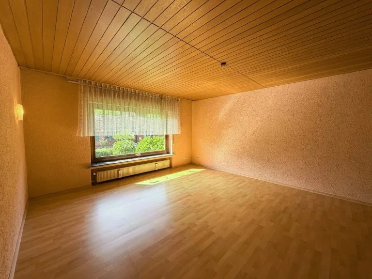 Immobilienangebot - Windeck VG - Alle - Gemütliches Einfamilienhaus mit Kamin und großem Grundstück in naturnaher Lage!