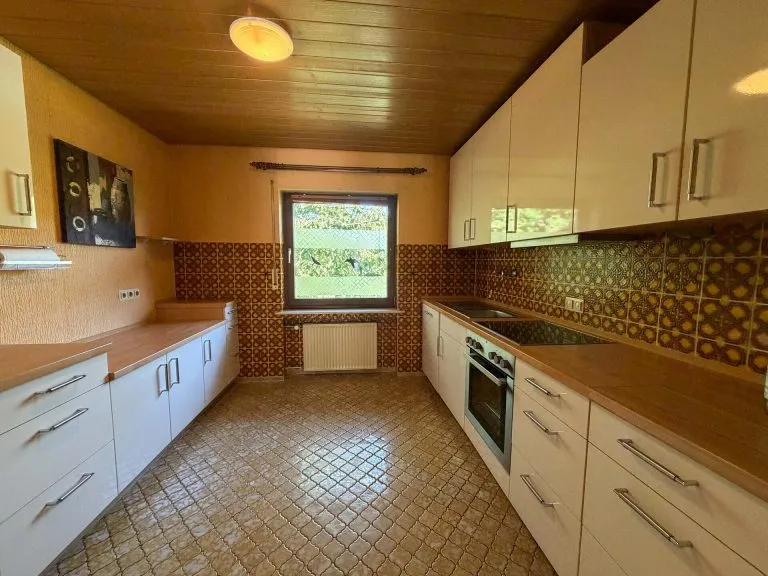 Immobilienangebot - Windeck VG - Alle - Gemütliches Einfamilienhaus mit Kamin und großem Grundstück in naturnaher Lage!