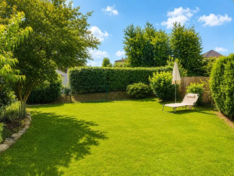 Immobilienangebot - Altenkirchen VG - Alle - Gepflegtes Einfamilienhaus mit Garage und liebevoll angelegtem Garten!