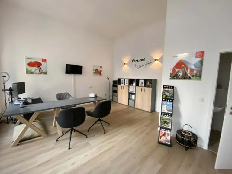 Immobilienangebot - Wissen - Alle - Top-gelegene Ladenfläche in der Wissener Fußgängerzone!
(klein, zentral und stark frequentiert)