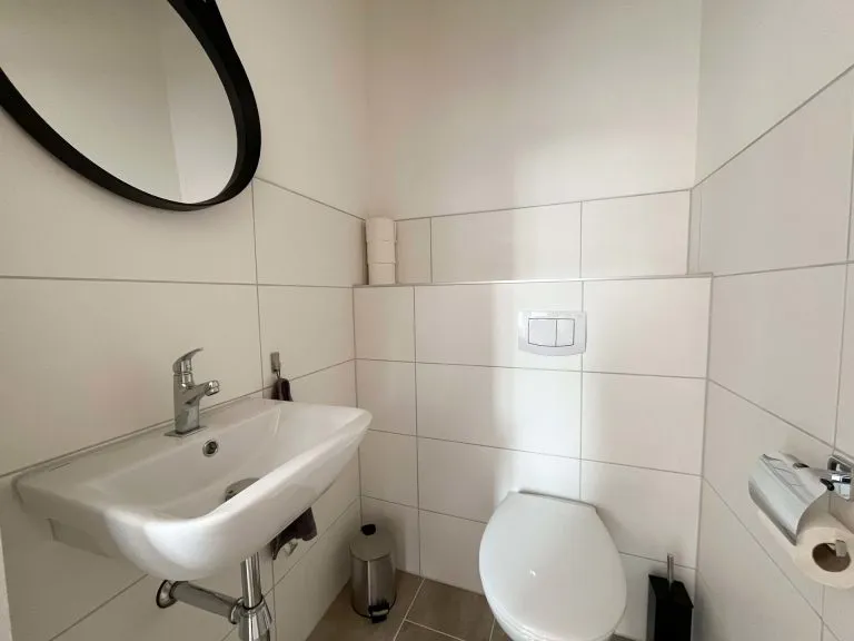 Immobilienangebot - Wissen - Alle - Top-gelegene Ladenfläche in der Wissener Fußgängerzone!
(klein, zentral und stark frequentiert)