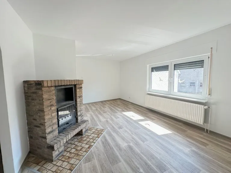 Immobilienangebot - Mündersbach - Alle - Charmante Obergeschosswohnung mit 3 Zimmern und hellem Wohnambiente!