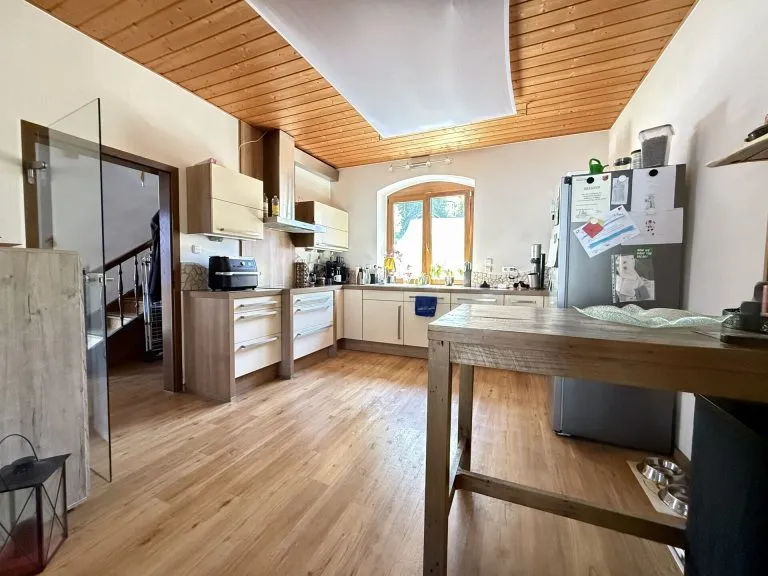 Immobilienangebot - VG Kirchen - Alle - Wohnen mit Charme – gepflegte Doppelhaushälfte in ruhiger Lage!