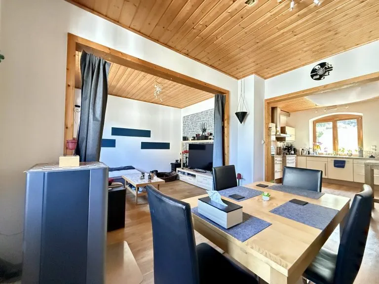 Immobilienangebot - VG Kirchen - Alle - Wohnen mit Charme – gepflegte Doppelhaushälfte in ruhiger Lage!