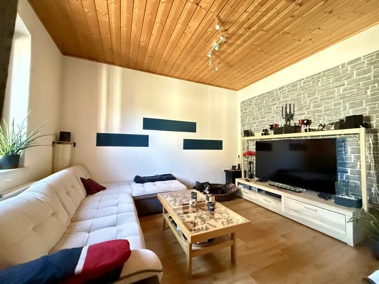 Immobilienangebot - VG Kirchen - Alle - Wohnen mit Charme – gepflegte Doppelhaushälfte in ruhiger Lage!