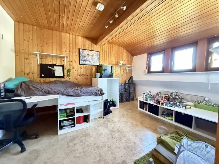 Immobilienangebot - VG Kirchen - Alle - Wohnen mit Charme – gepflegte Doppelhaushälfte in ruhiger Lage!